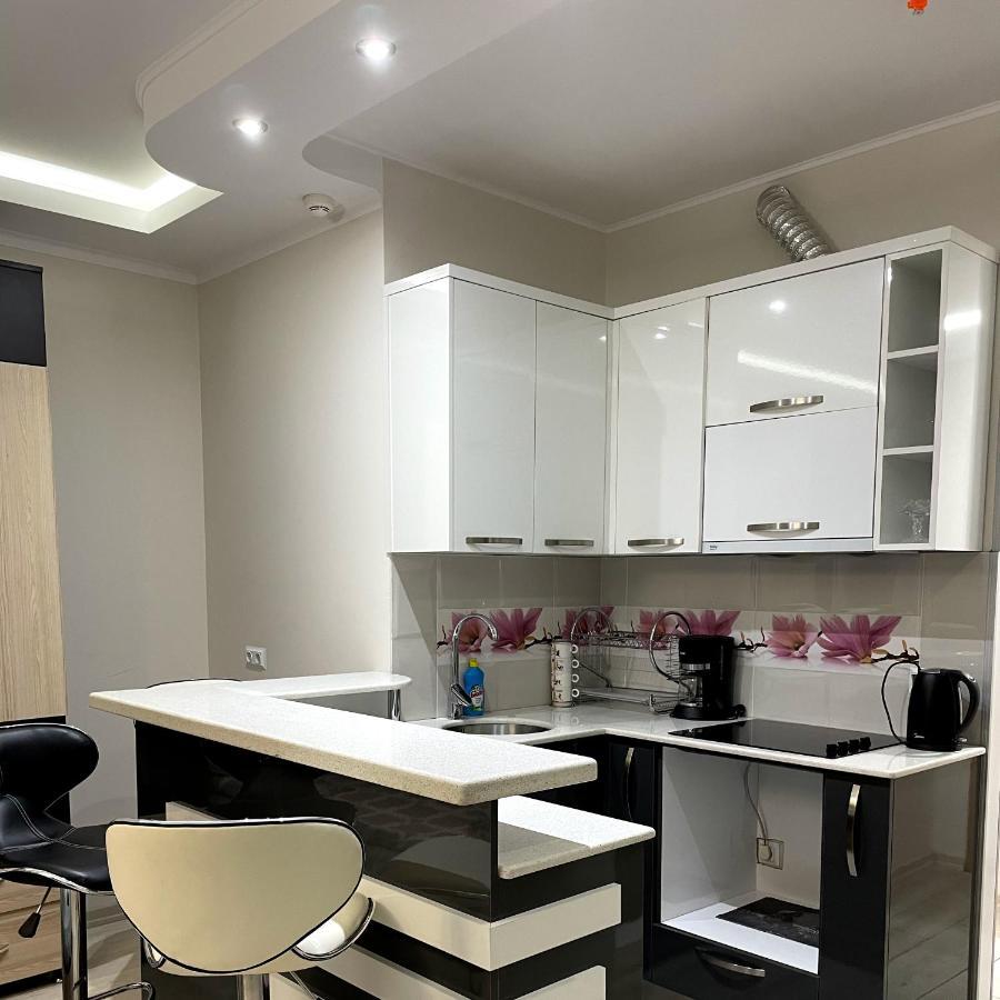 Angel Apartment In Porta บาทูมิ ภายนอก รูปภาพ